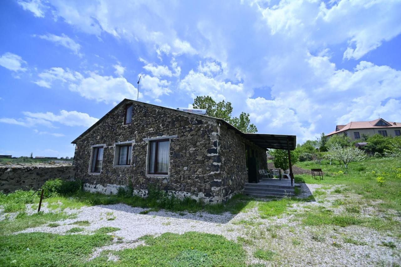 Sevan Tarsus Guesthouse Tsovazard Exterior photo